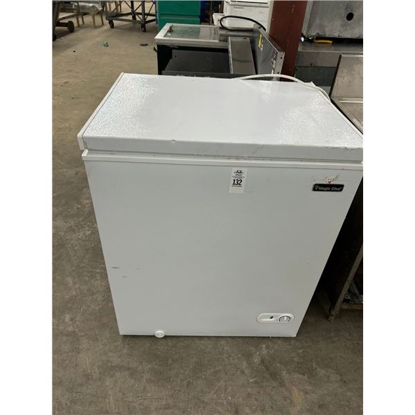 Magic Chef 2' White Chest Freezer (-10 Degrees)