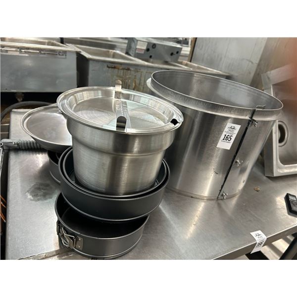 Bunt Forms, Insert Rounds, Cook Pans