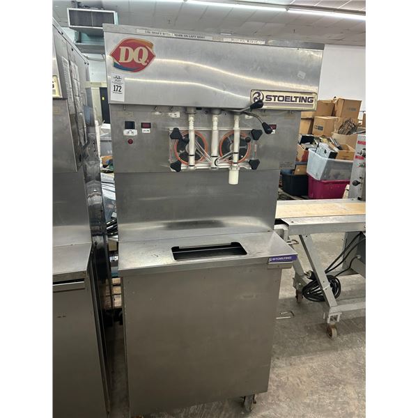 Stoelting DQU431109 Triple Saucer Machine