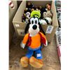 Image 1 : Goofy/Asst. Plush Toys w/Santa