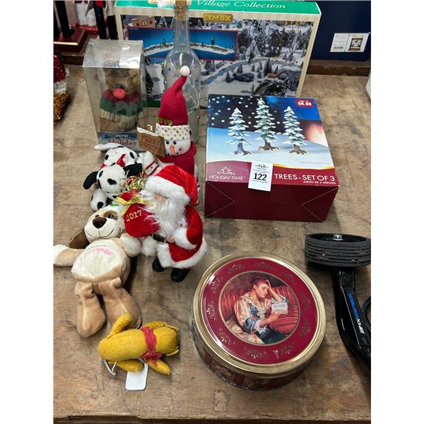 Holiday Plush Toys, Décor