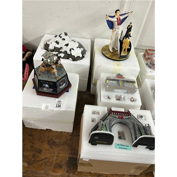 5-Asst. Collector Houses - 5 X $