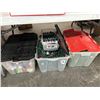 Image 1 : Lidded Totes 3 w/Holiday Lights/Décor
