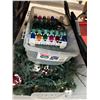 Image 3 : Lidded Totes 3 w/Holiday Lights/Décor