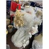 Image 1 : Santa  2'  Figurine