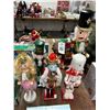 Image 1 : 6-Holiday Nutcracker - 6 X $
