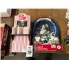 Image 1 : Popcorn Cart, Winter Wonderland Décor Set