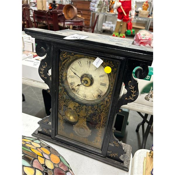 Vintage Etched Glass Pendulum Mantle Clock