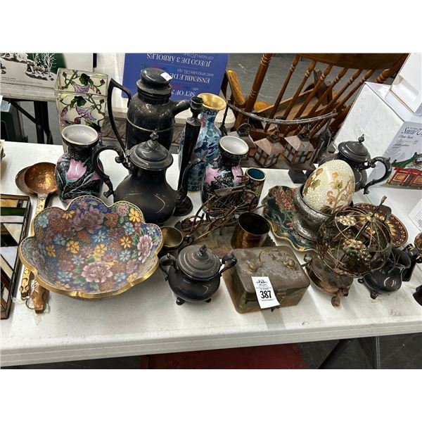 Oriental/Asst. Vases/Urns/Décor w/Brass/Copper w/Spoons