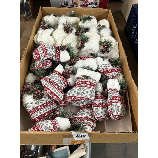 Christmas Hats/Stockings Décor