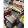 Image 1 : Maple Spindle Back Rocker