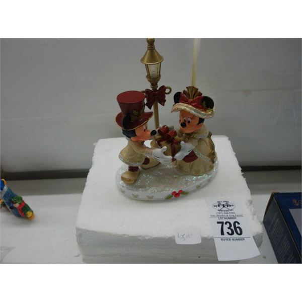 2-Disney Mickey/Minnie Décor - 2 X $