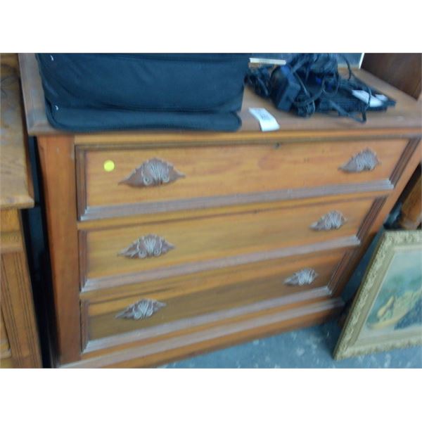 Mahogany 3 Drawer Dresser