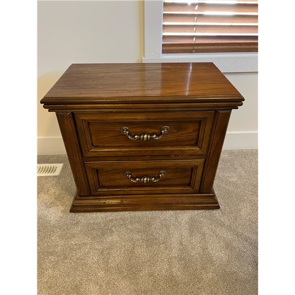 Romeo Oak Nightside Table