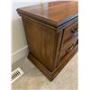 Image 2 : Romeo Oak Nightside Table