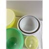 Image 4 : Vintage Tupperware Containers