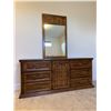 Image 1 : "Bassett" Romeo Oak Dresser 