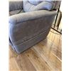 Image 3 : "Viva Lift" Pride Mobility Assisted Lift Chair