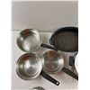 Image 2 : Pots & Pans