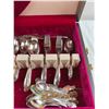 Image 3 : Rogers Bros. "Springtime" Plated Cutlery