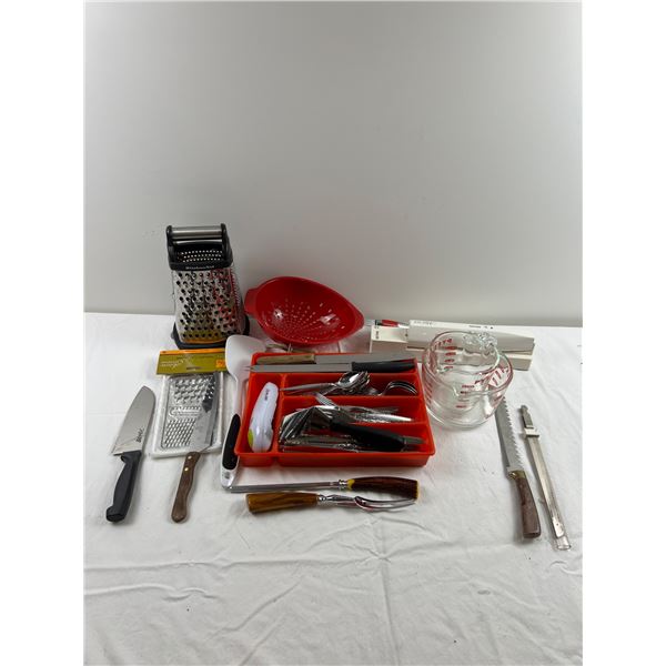Assorted Kitchen Utensils