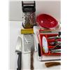 Image 2 : Assorted Kitchen Utensils