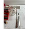 Image 3 : Assorted Kitchen Utensils