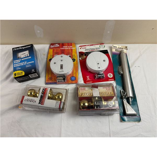 Household Hardware & Accessories