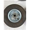 Image 2 : Replacement Tires & Wheels