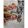 Image 4 : Chains and Pullers