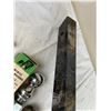 Image 4 : Hidden Hitch and Accessories