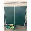 Image 4 : Ping Pong Table & Accessories