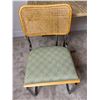 Image 6 : Dinette Table and Chairs