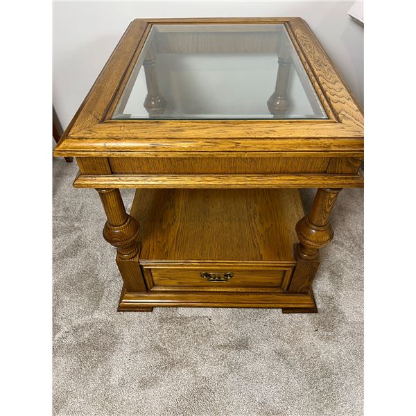 Skylar-Peppler Side Table