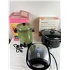 Image 1 : Various Kitchen Appliances