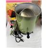 Image 4 : Various Kitchen Appliances