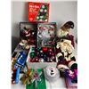 Image 1 : Christmas Lights, Ornaments & Decor