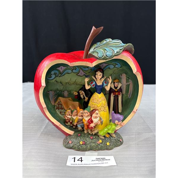 Very Nice Disney Showcase "A Wishing Apple" Snow White