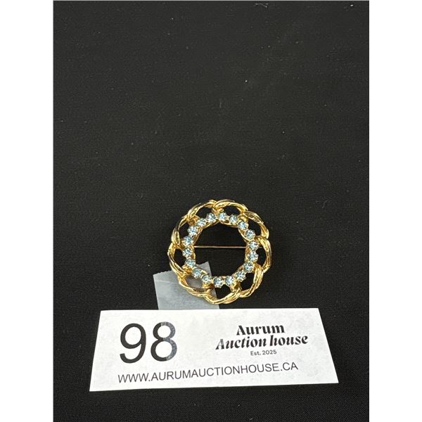 Lovely Goldtone Brooch w/ Circle of Light Blue Stones