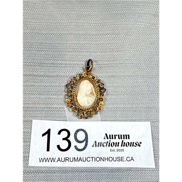 800 Silver w/ Gold Wash Cameo Pendant