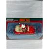 Image 7 : 1947 Ford Sedan Delivery 1/25th Scale Canadian Tire Truck in Box + Christmas Ornament Diecast car