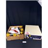 Image 1 : Vintage Pair of Unused Size 8 Ladies Rollerblades in Original Box