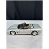 Image 9 : 2 1/18th Scale Diecast Cars Corvette and Dodge Viper
