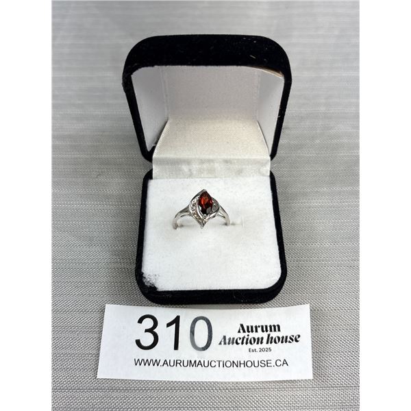 Very Pretty 925 Sterling Silver Ring with Ruby Red Stone