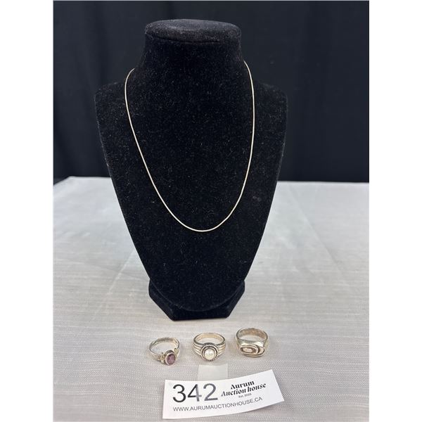 Nice Lot of Vintage Sterling Silver Jewelry 22.5 Grams