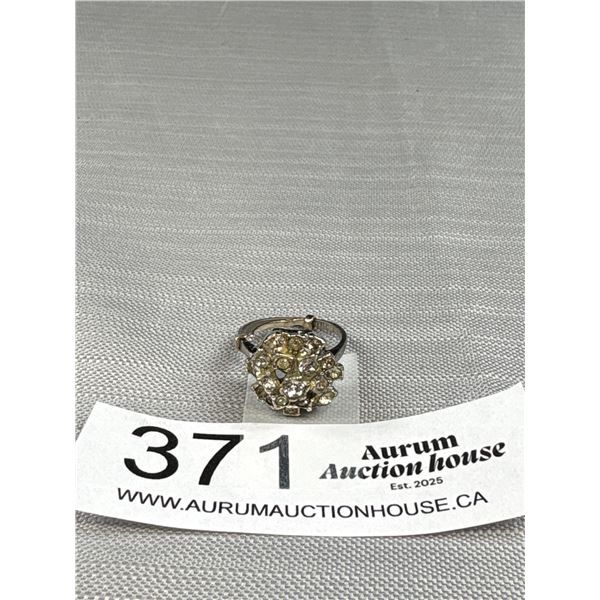 Vintage 1950's Sterling Stone Set Cluster Ring