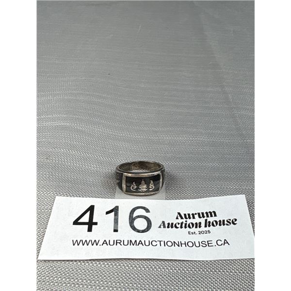 A Heavy Quality Siam Sterling Ring (Black Enamel)
