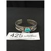 Image 3 : Vintage Hand Crafted Low Silver w/ Turquoise Stone Open Cuff Bangle