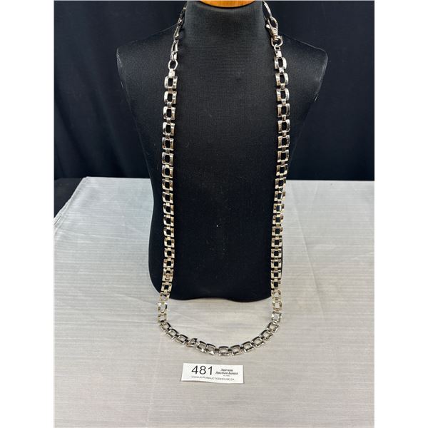 Great Silver Tone Links Belt