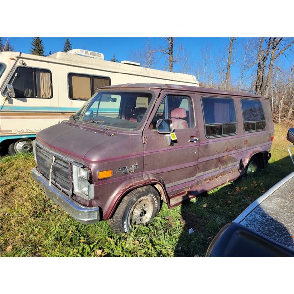 1991 Chevy Van 20, 350 engine, auto, SN.2GBEG25K6M4132720